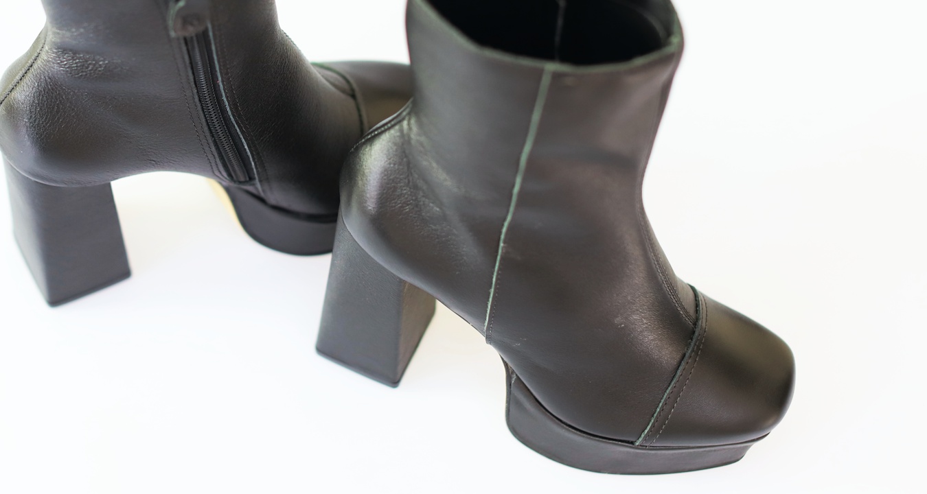 Bota cano best sale longo raphaella booz