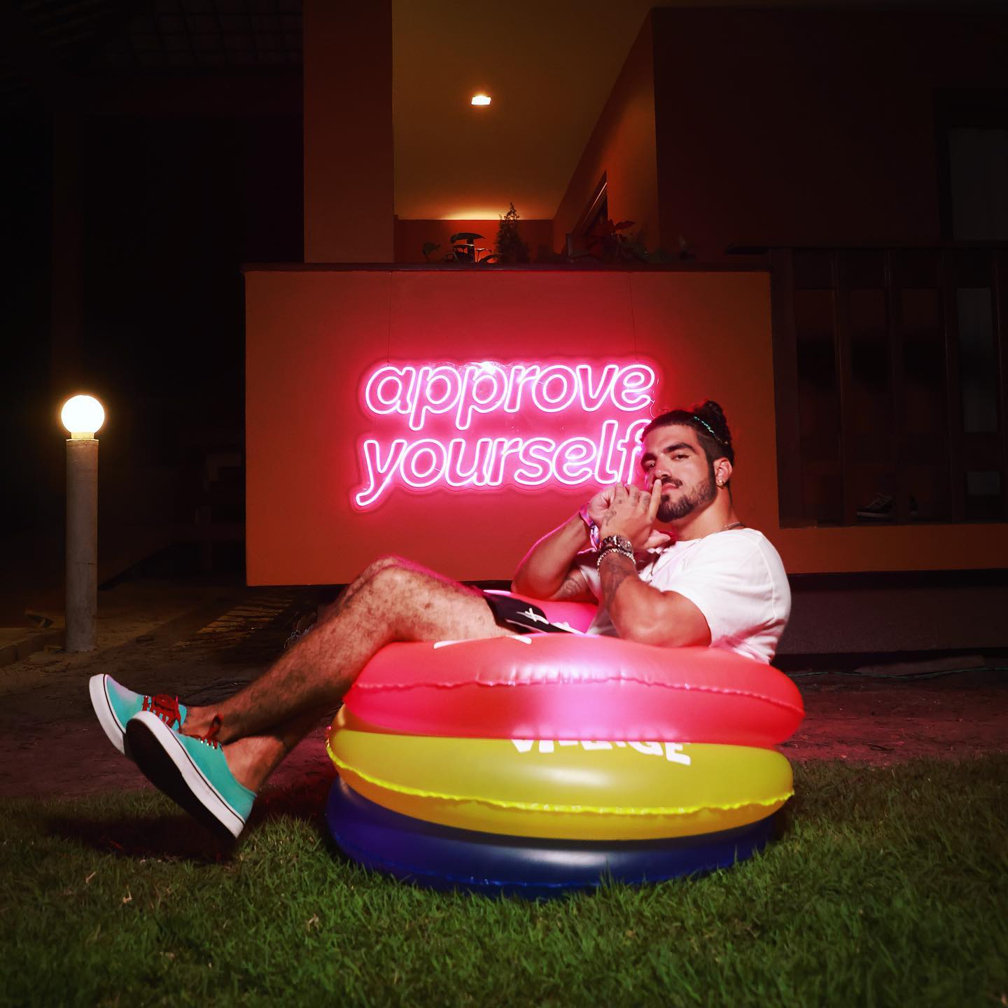 Roupas shop neon atacado