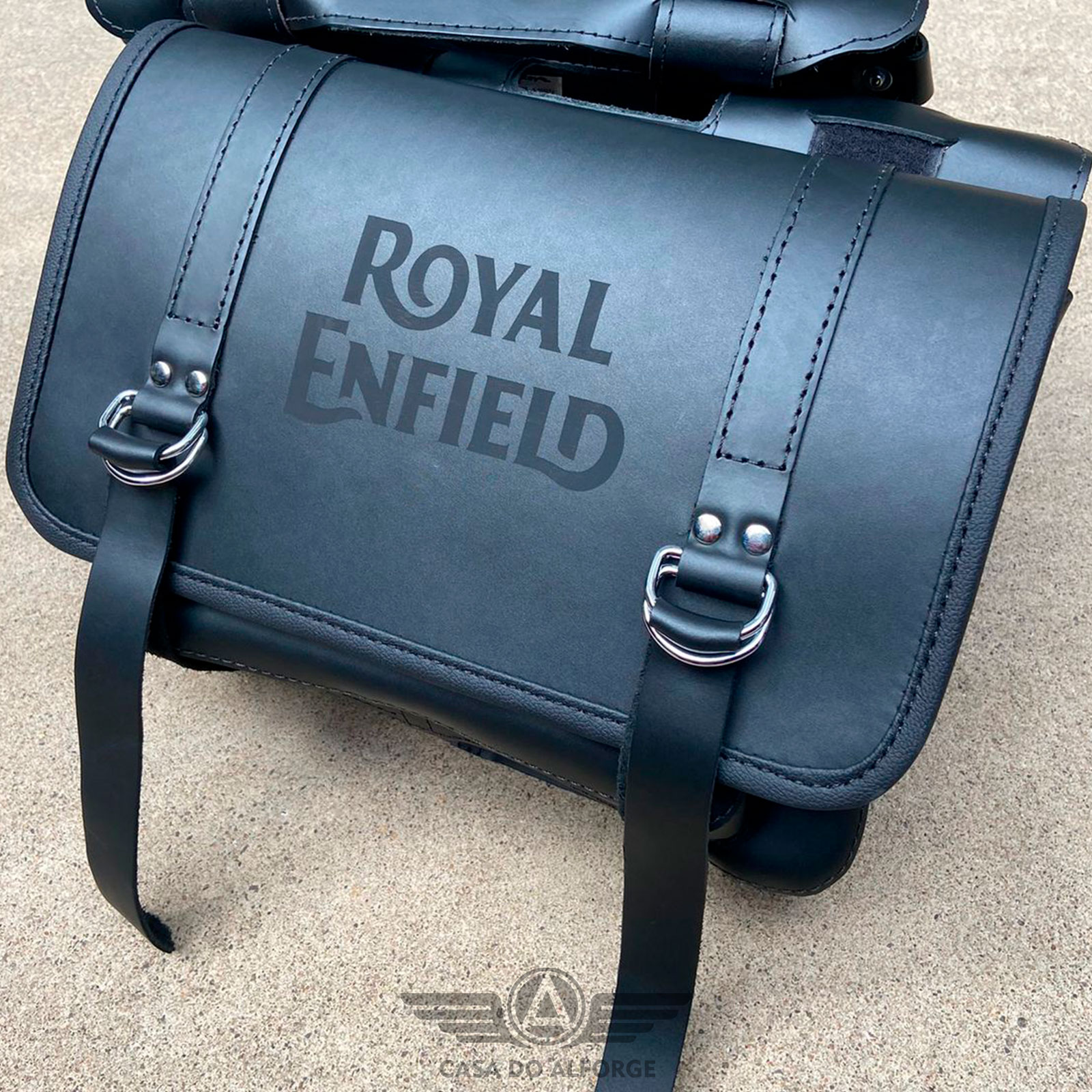 Alforge Lateral Em Couro Para Royal Enfield Classic E Casa Do